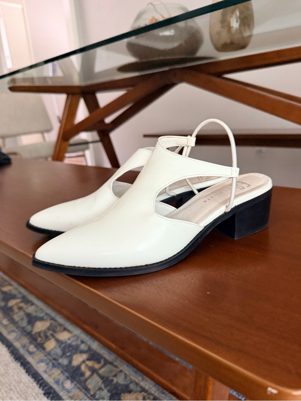 E8 by Miista Tyra Florentique white patent pointed toe slingback booties 39